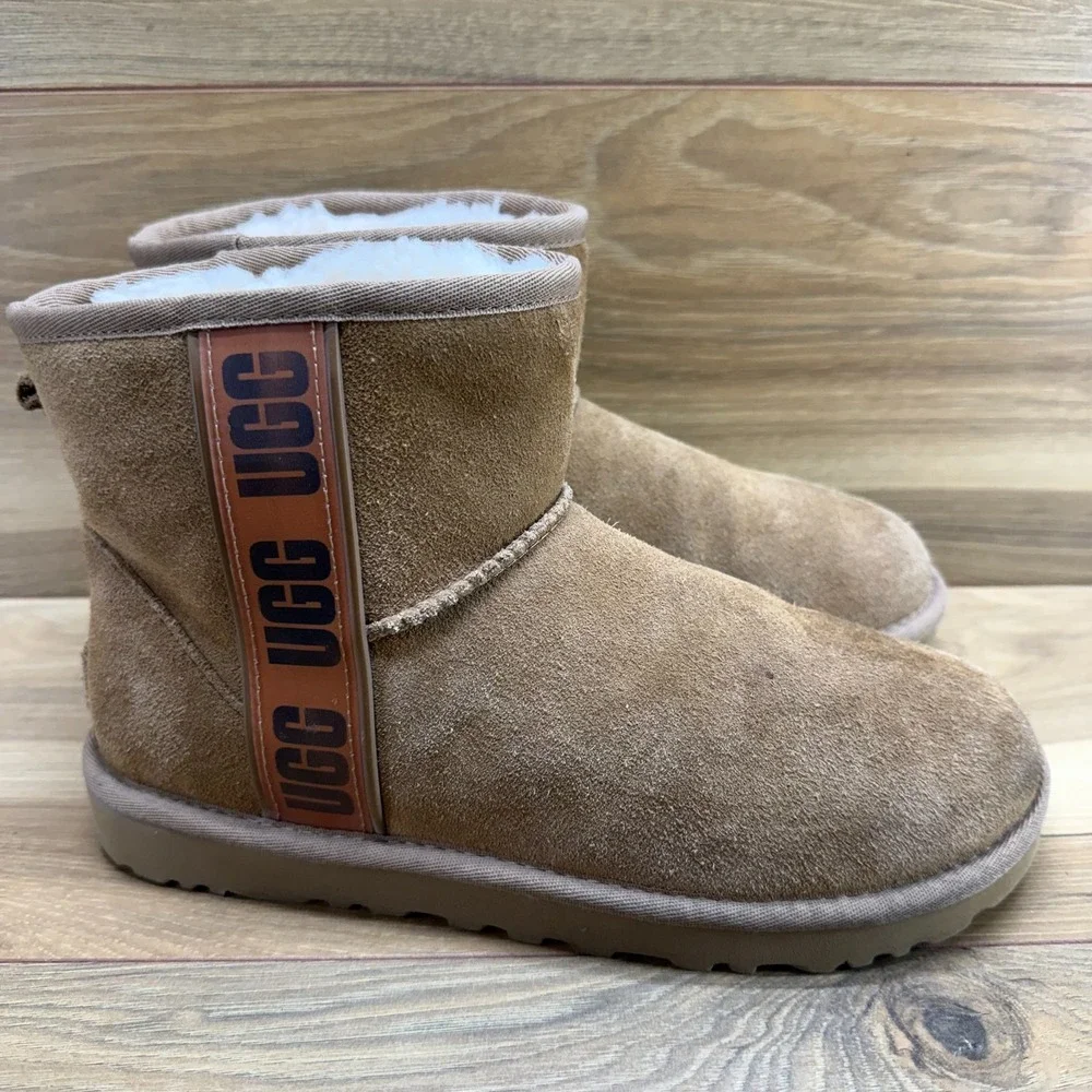 UGG Classic Mini Side Logo Boots Womens 8 Shearling Sherpa Cozy Chestnut